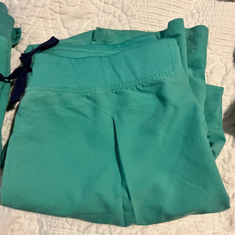 FIGS Livingston Basic Scrub Pants
